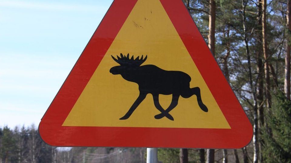 Řada Švédů zná losy pouze z dopravních značek