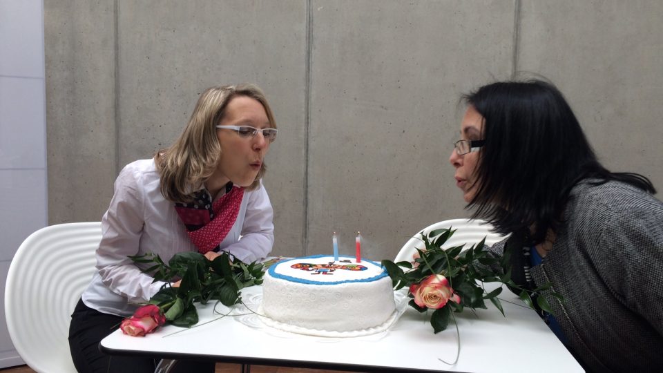 Šárka Fenyková a Zora Jandová sfoukly svíčky na dortu