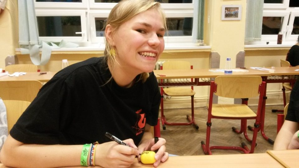 Jak se vyrábí veselé vajíčko nám předvedla Kača z gymnázia v Bruntálu.