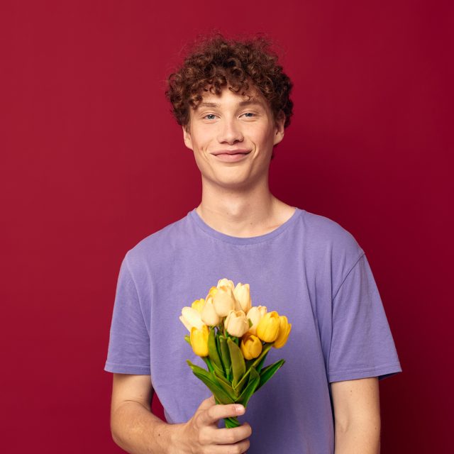 I muži mohou dostávat květiny | foto: Shutterstock