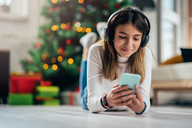 Zaposlouchejte se do písniček s vánoční atmosférou | foto: Shutterstock