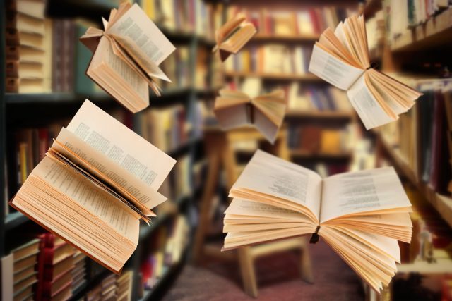 Máte rádi čtení a knížky? | foto: Shutterstock