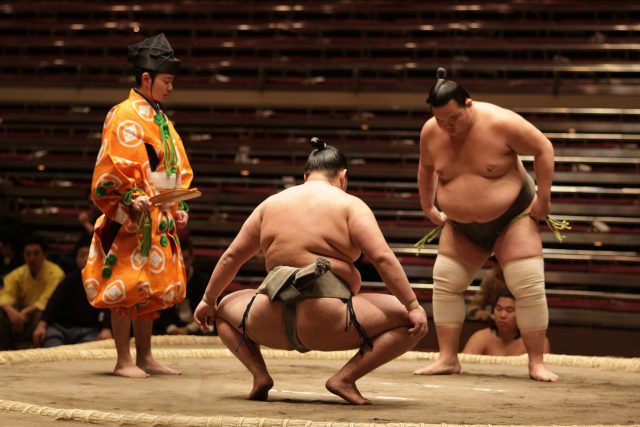 Zápasníci sumo v Tokiu | foto: J. Henning Buchholz