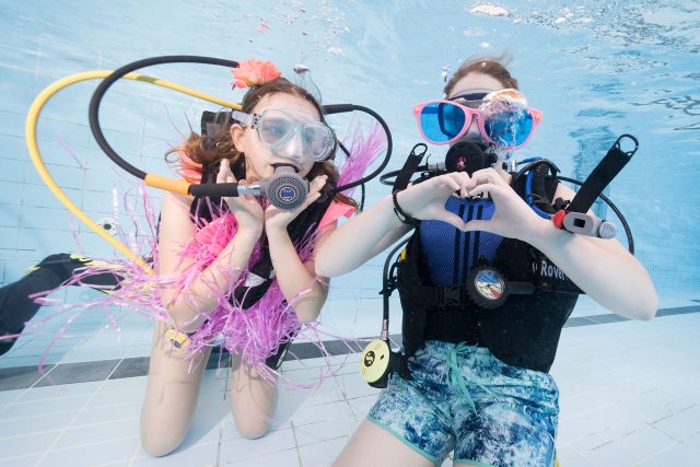 Potápění je skvělá zábava | foto: Petr Slezák,  Kapr Divers,  s.r.o.