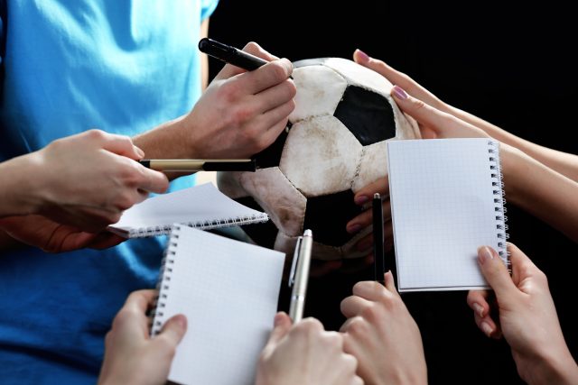 Jak začít se sbíráním autogramů? | foto: Shutterstock