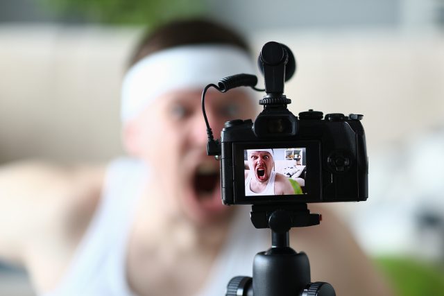 Co lidi baví na reakčních videích? | foto: Shutterstock