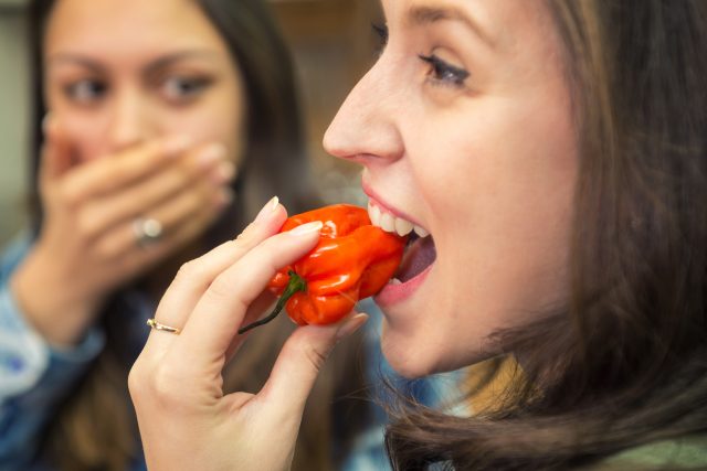 Pálivé papričky dokážou potrápit | foto: Shutterstock