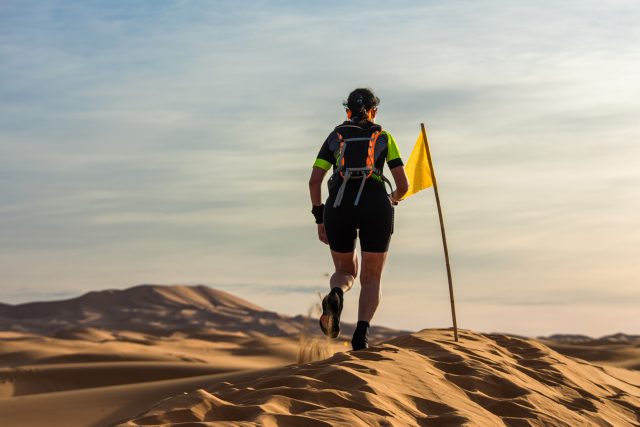 Náročný maraton v Saharské poušti | foto: Shutterstock