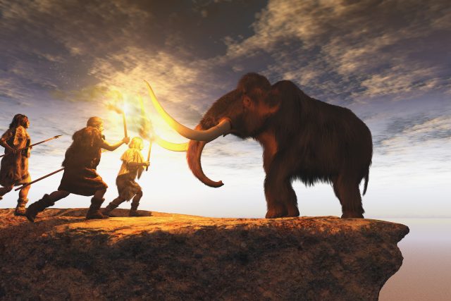Představa,  jak mohl vypadat lov na mamuta,  vytvořená díky počítačové grafice  (ilustrační obrázek) | foto: Shutterstock