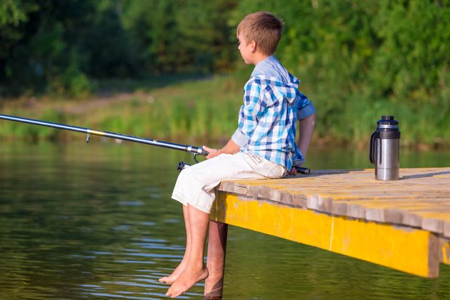 Mohou rybařit i děti?  (ilustrační foto) | foto: Shutterstock