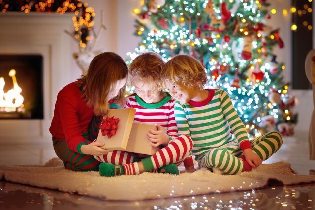 Jaké dárečky od Rádia Junior si můžete v prosinci rozbalit? | foto: Shutterstock