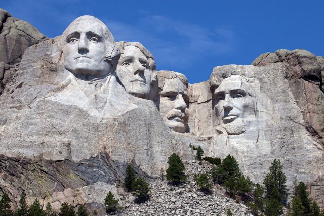 Mount Rushmore s hlavami amerických prezidentů | foto: Shutterstock